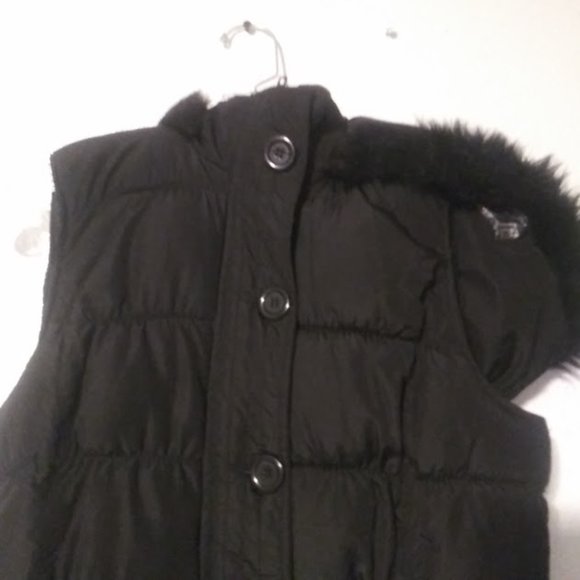 Arizona Jean Company women's size M black puffer hooded vest - Picture 2 of 11